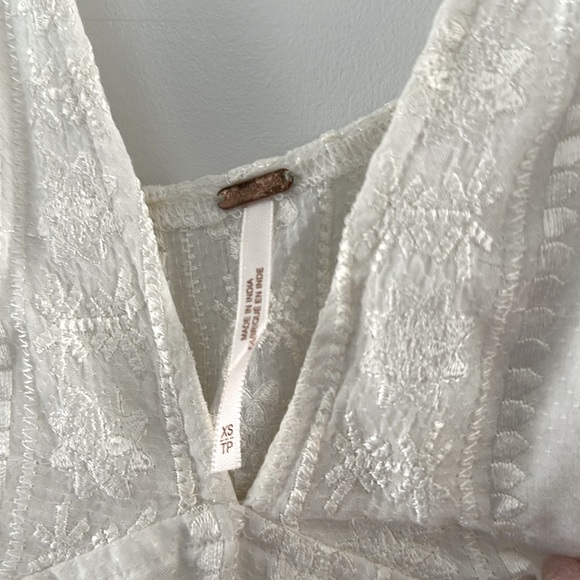 FREE PEOPLE Twist and Shell Tank Blouse Top - Picture 5 of 6